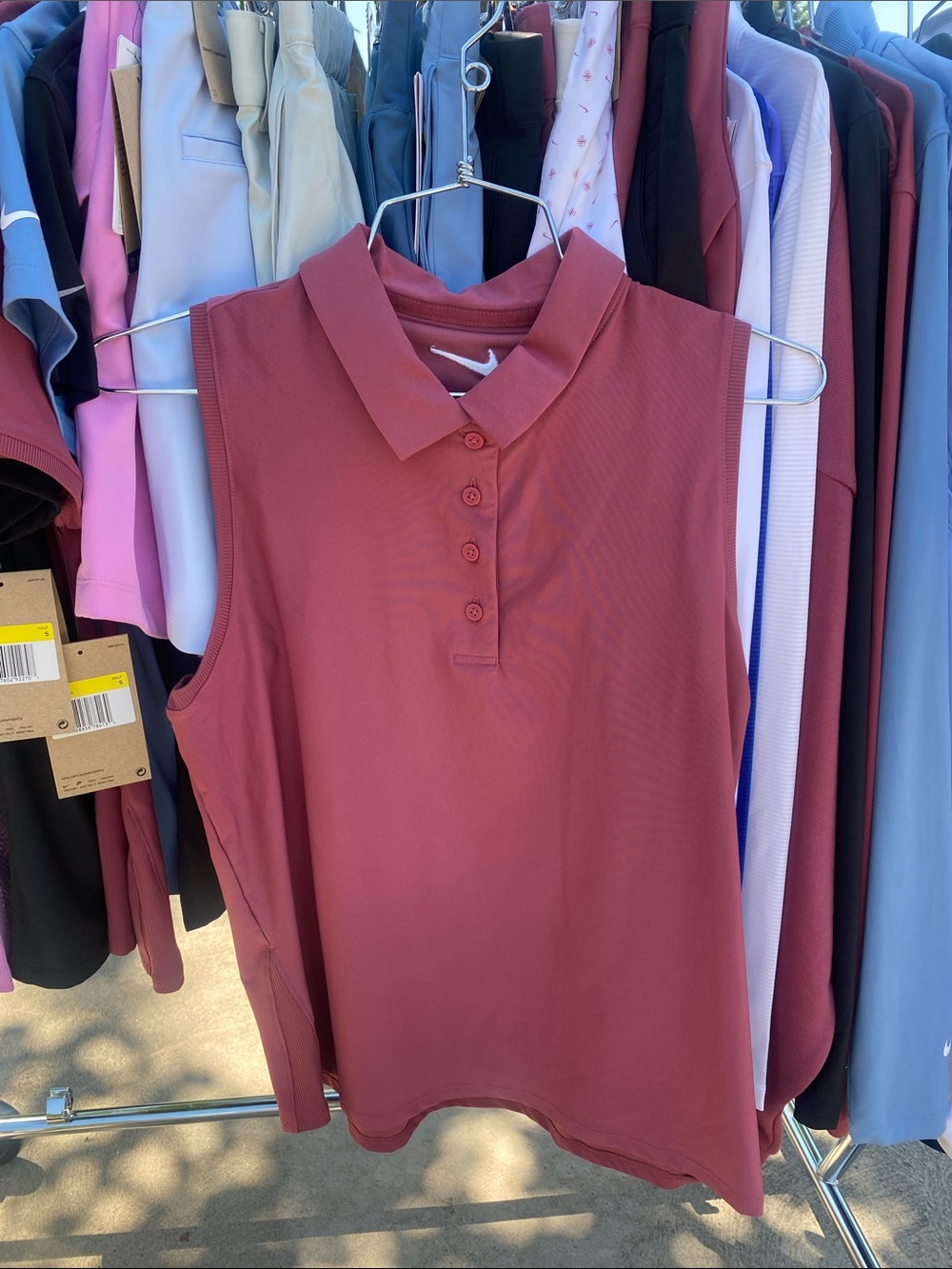 NWT women’s Nike Sleeveless golf Polo Tank Top in pink smoke, small